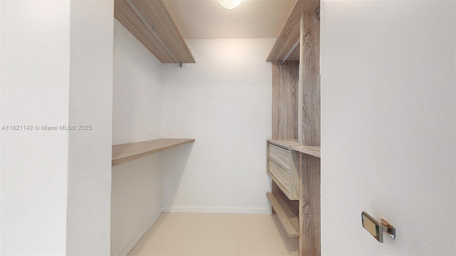 5252 PASEO CONDO - Residential