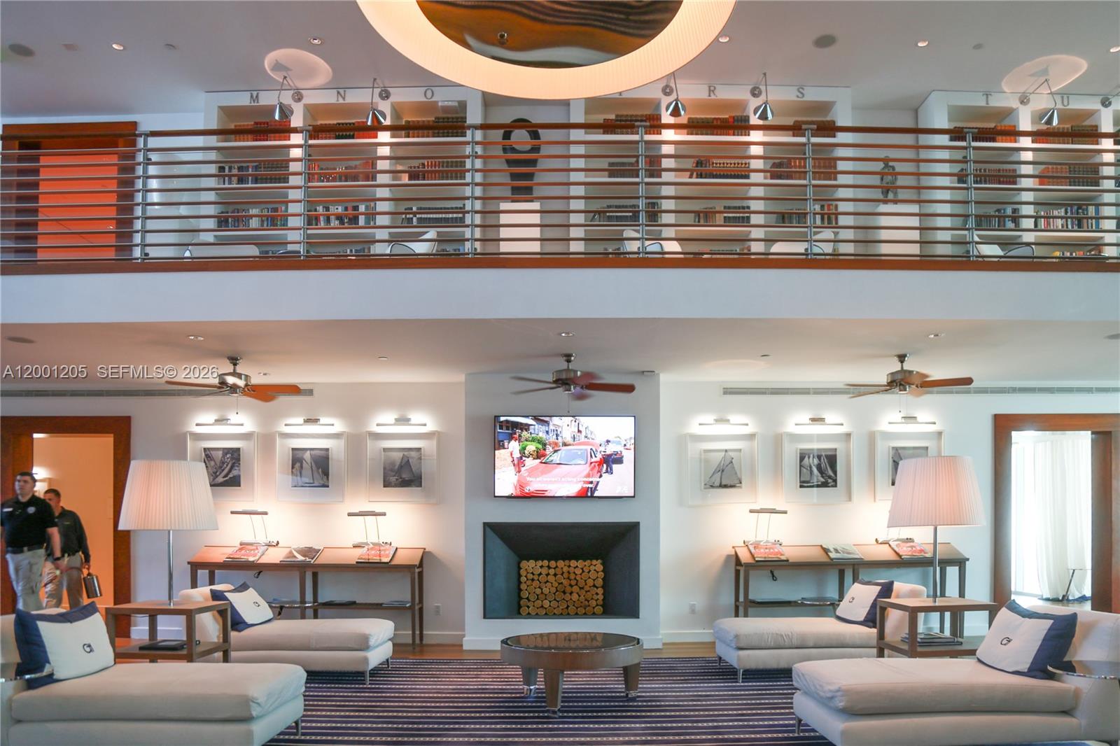 GROVENOR HOUSE CONDO - Residential Lease