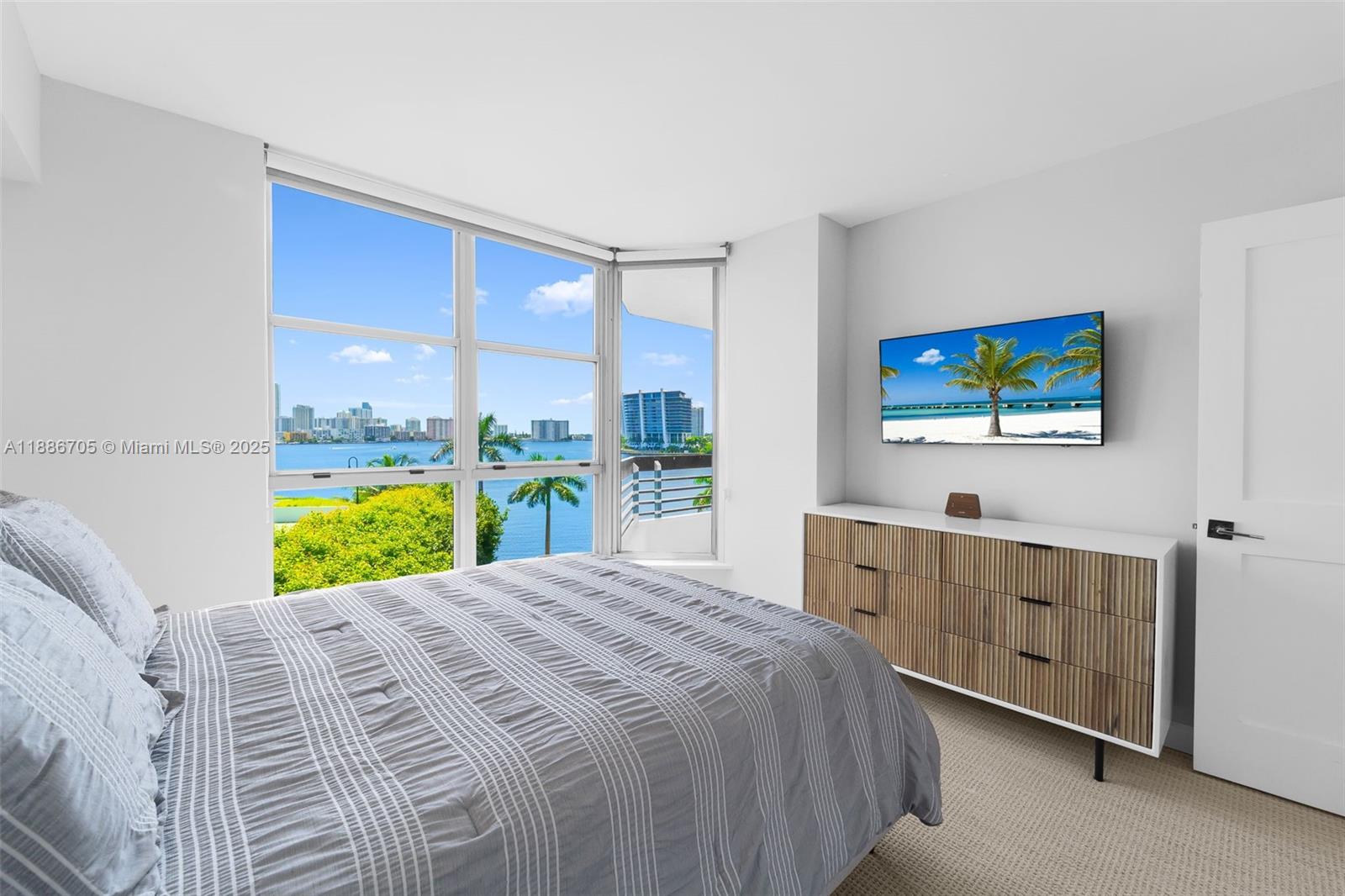 MYSTIC POINTE CONDO NO ON - Residential