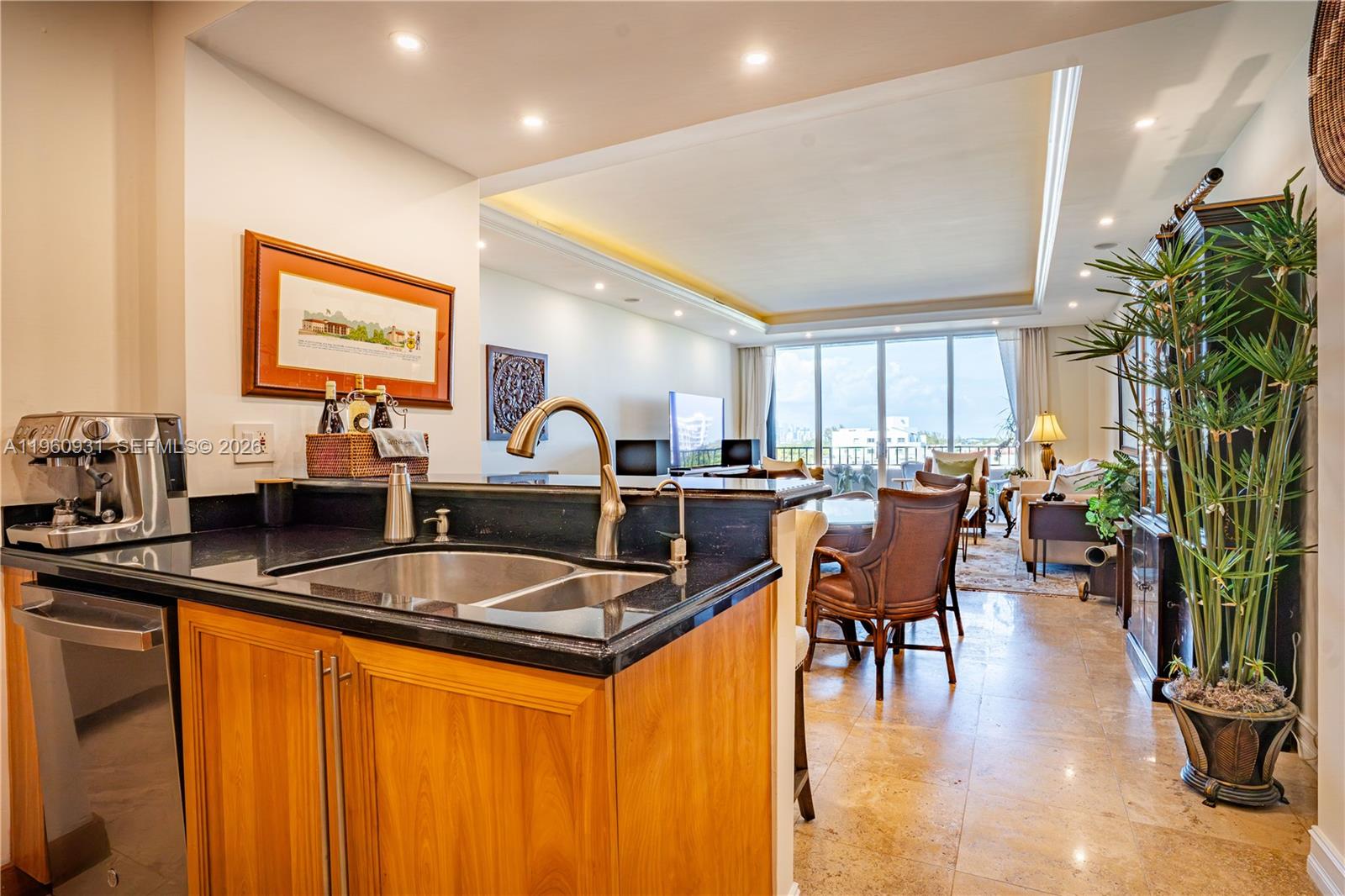 THE EMERALDBAY @ KEY COLO - Residential