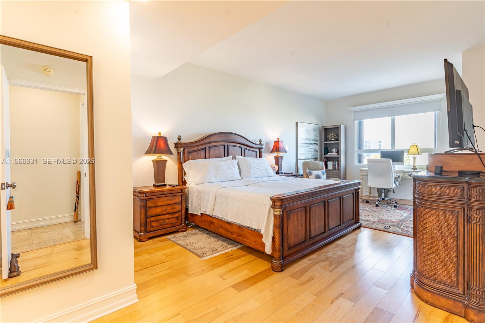 THE EMERALDBAY @ KEY COLO - Residential