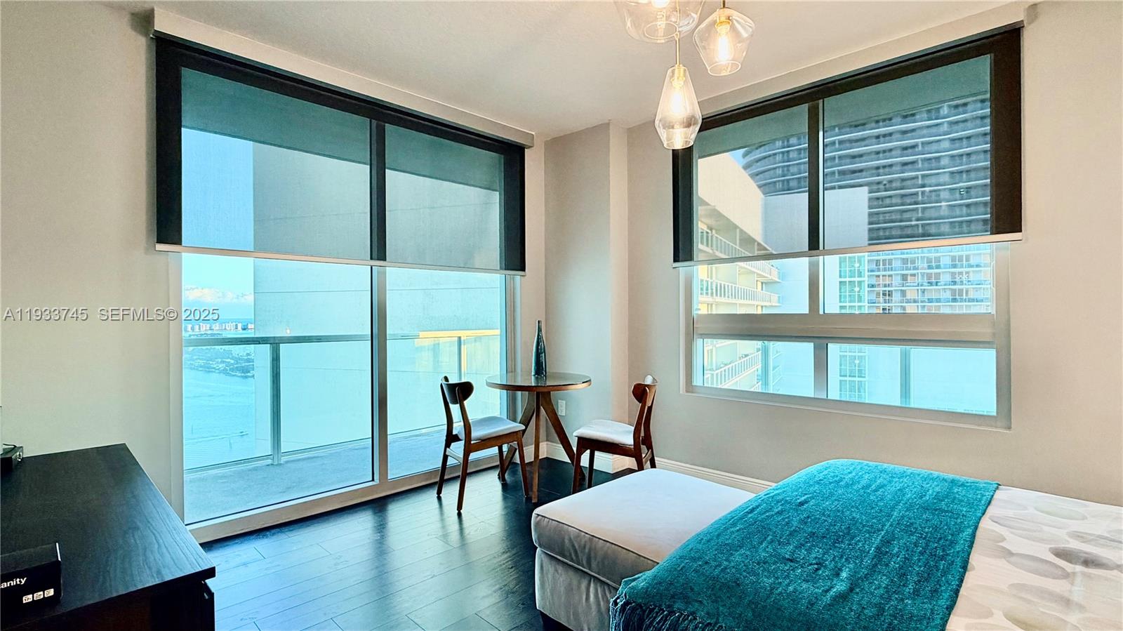 QUANTUM ON THE BAY CONDO - Residential