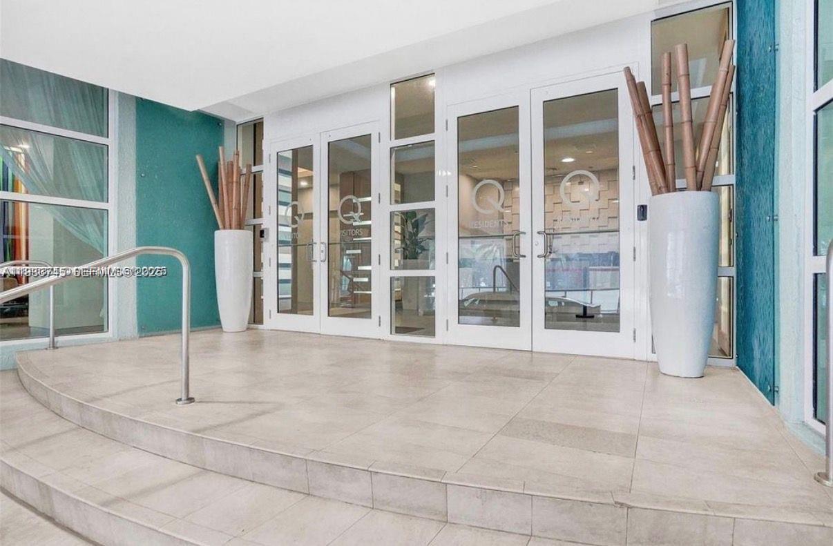 QUANTUM ON THE BAY CONDO - Residential