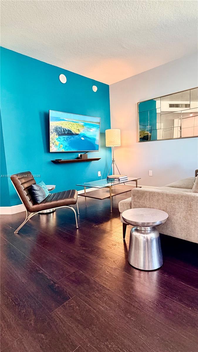 QUANTUM ON THE BAY CONDO - Residential