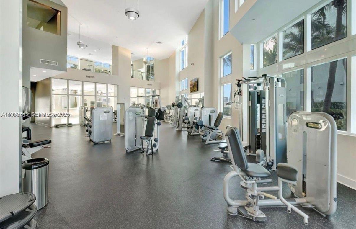 QUANTUM ON THE BAY CONDO - Residential