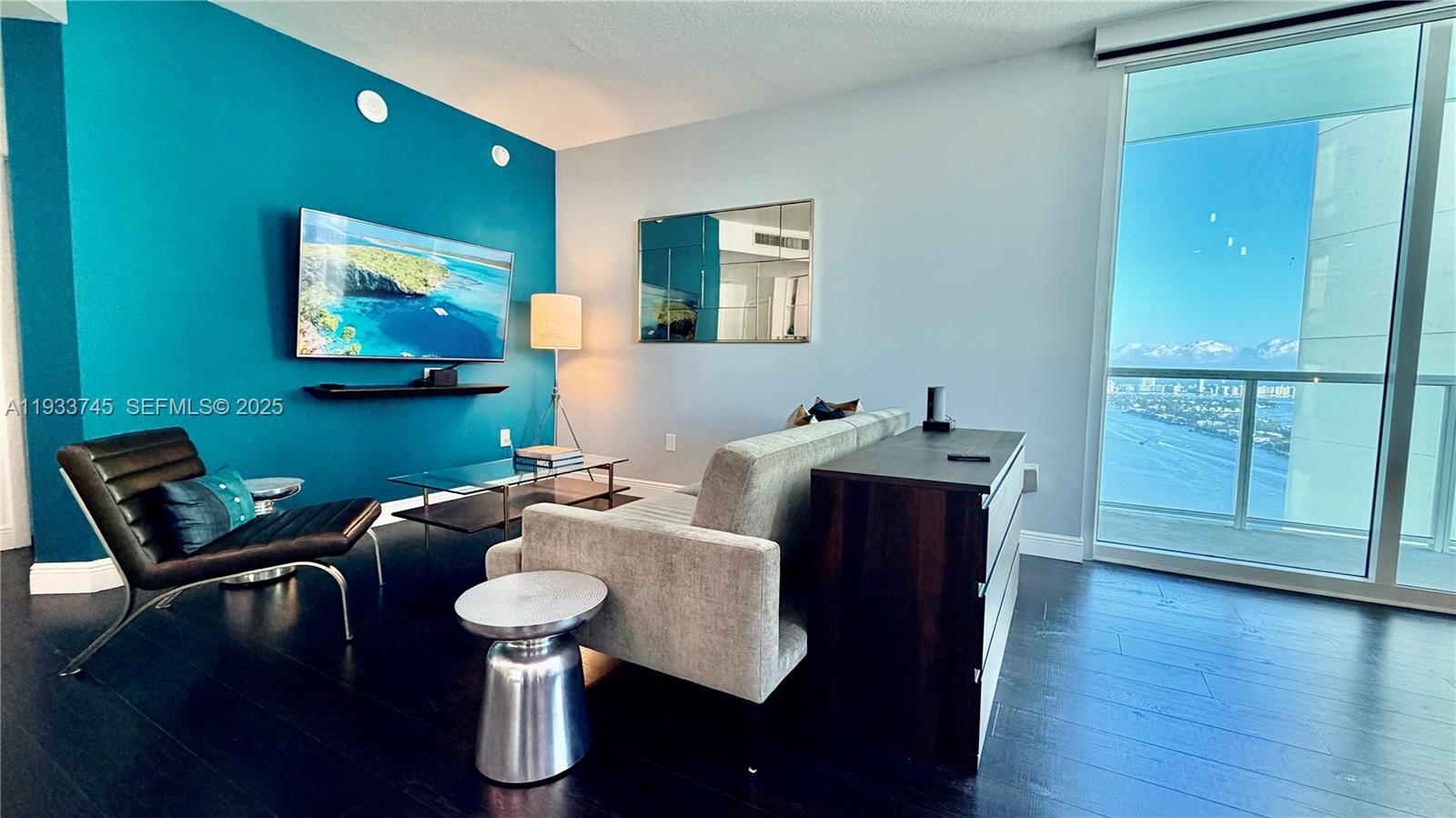 QUANTUM ON THE BAY CONDO - Residential