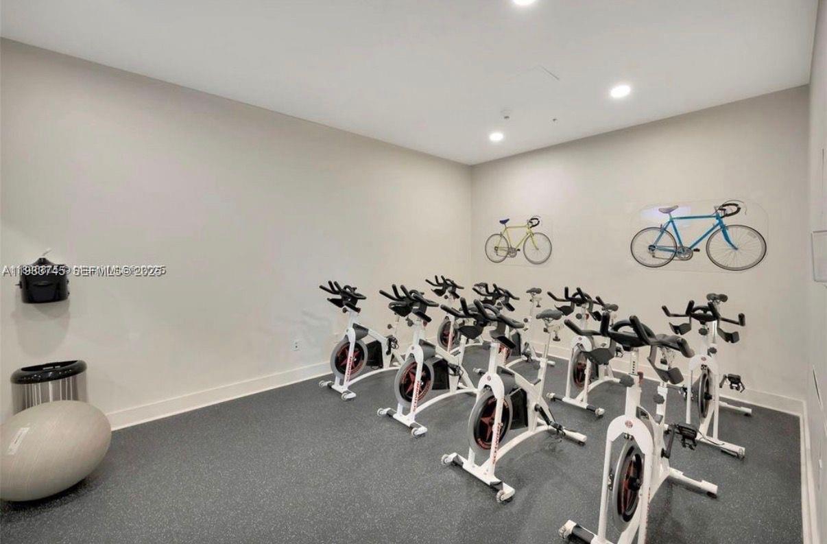 QUANTUM ON THE BAY CONDO - Residential