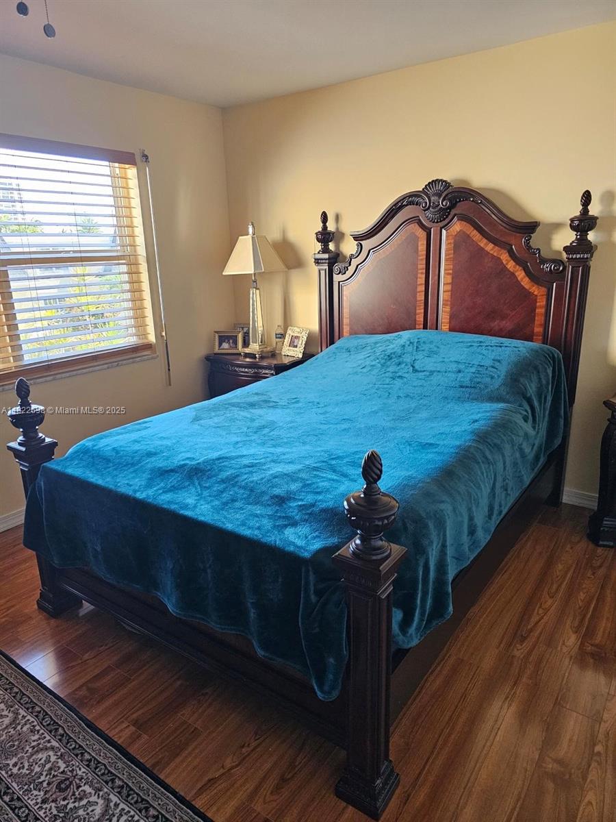 VENETIAN PARK III CONDO - Residential