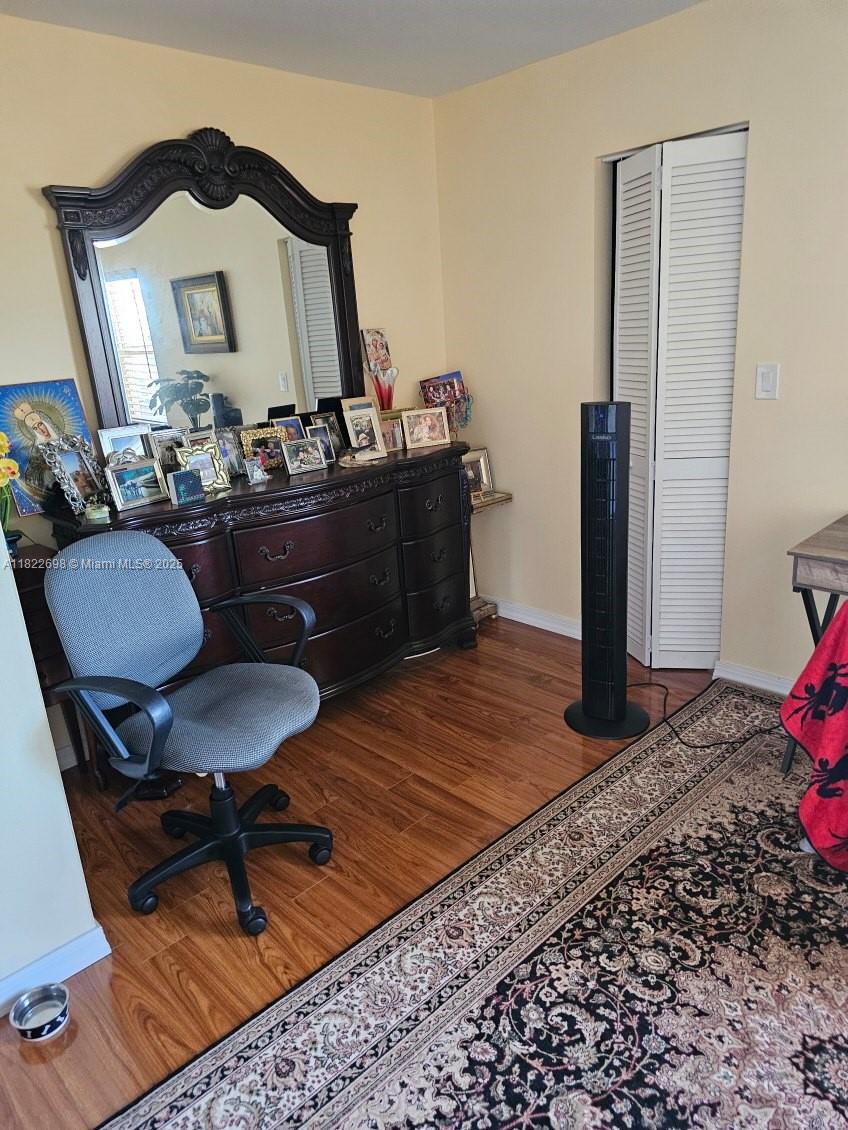 VENETIAN PARK III CONDO - Residential