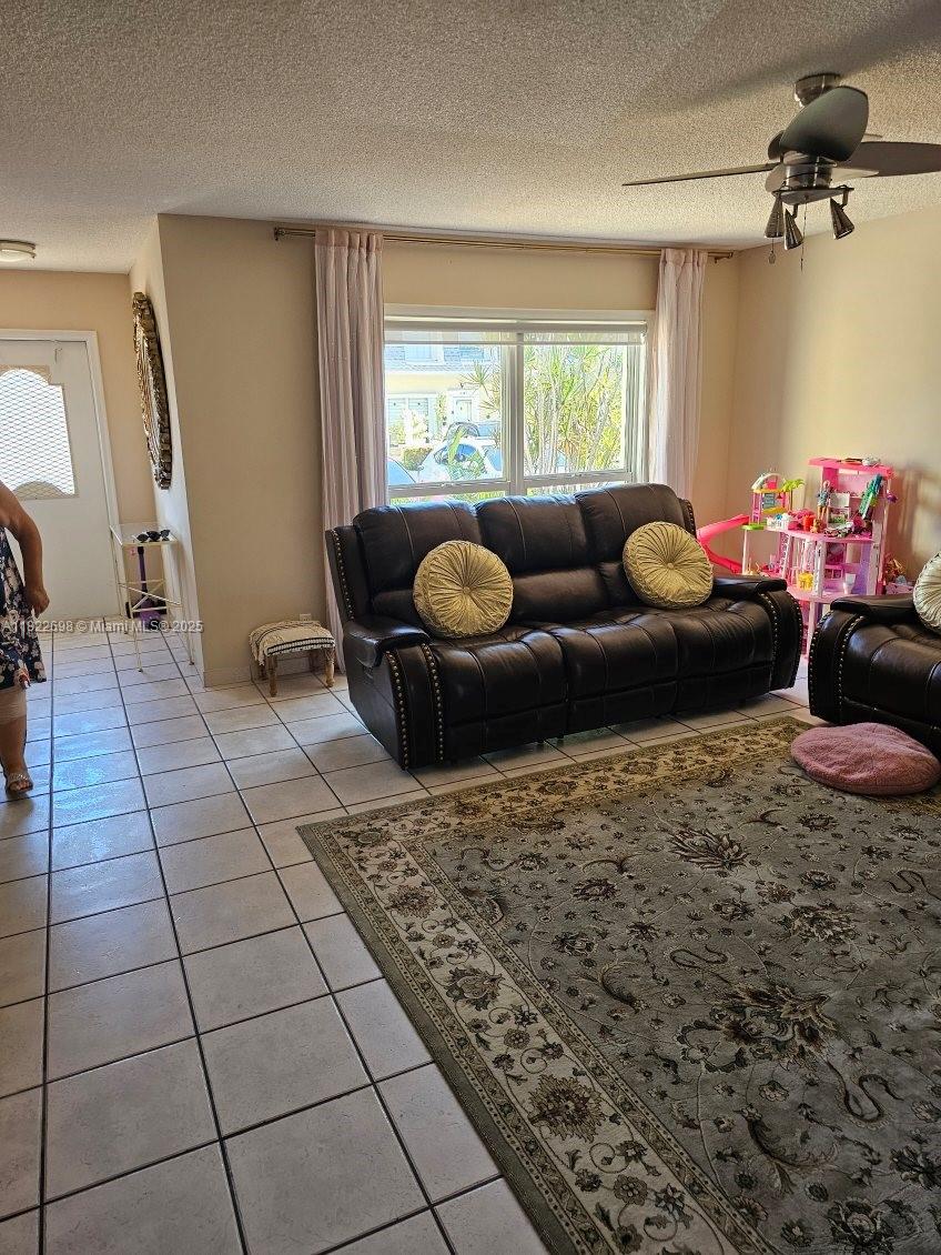 VENETIAN PARK III CONDO - Residential