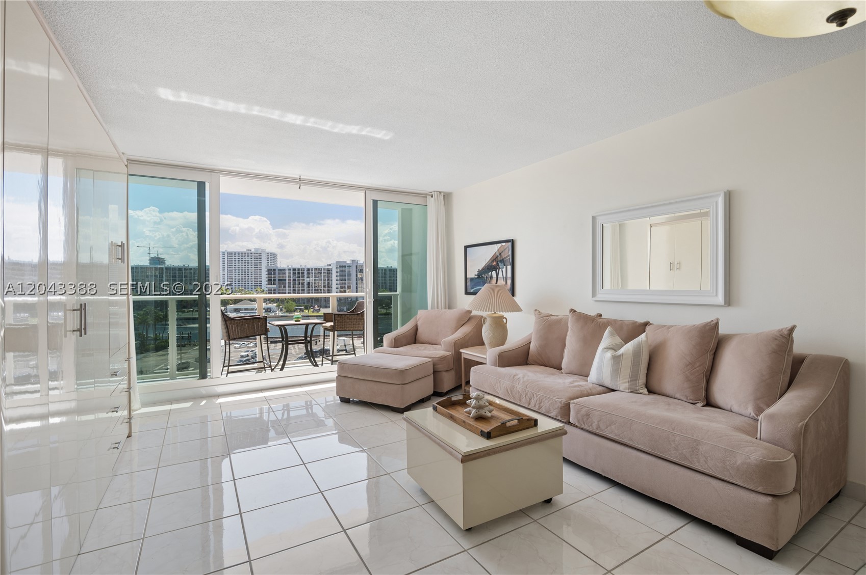 3505 S OCEAN DR 604