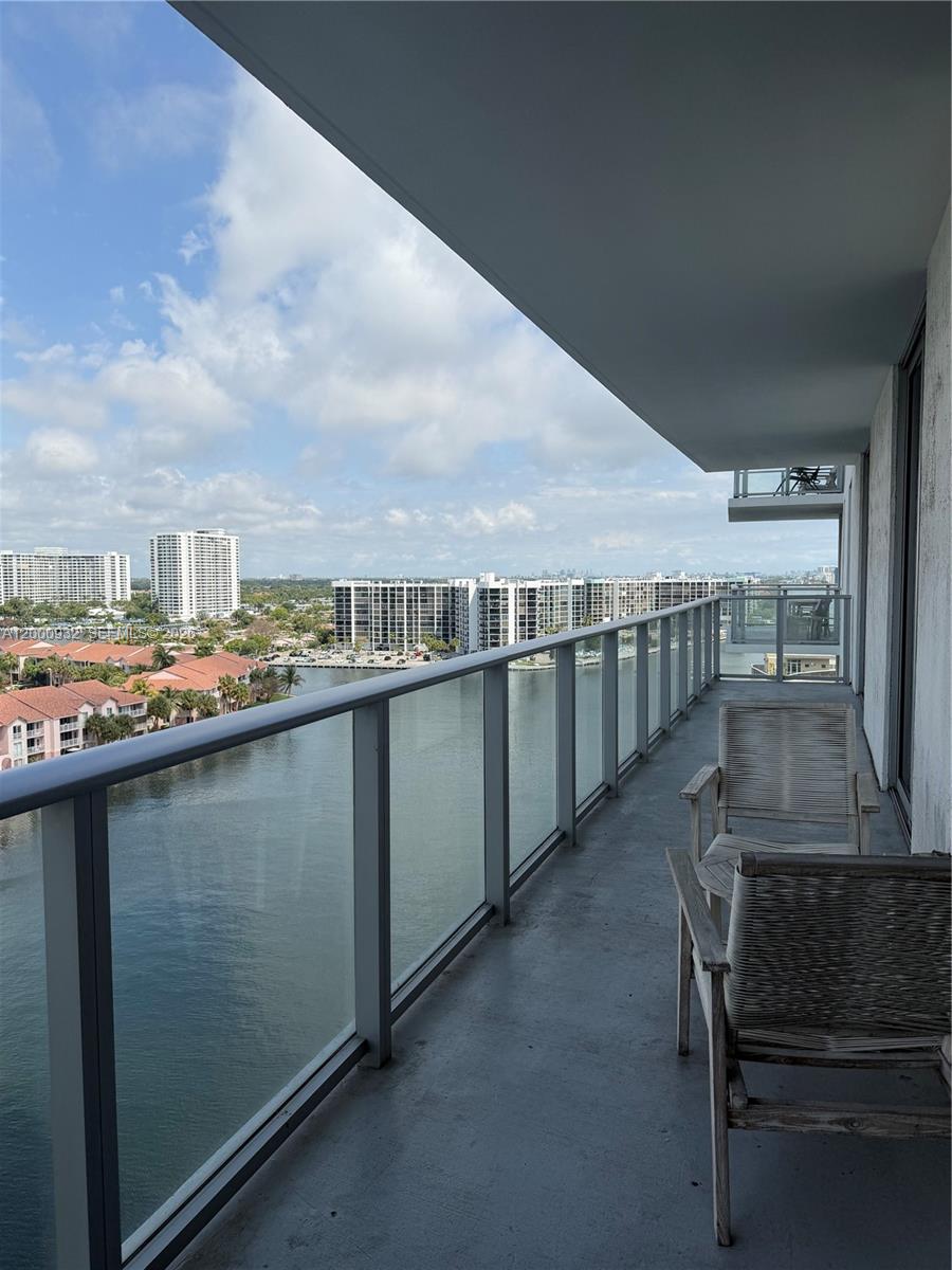 4010 SOUTH OCEAN CONDO - Residential