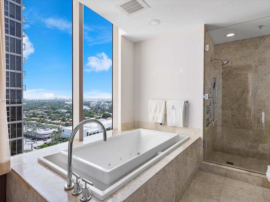 BAL HARBOUR NORTH SOUTH C - Residential Lease