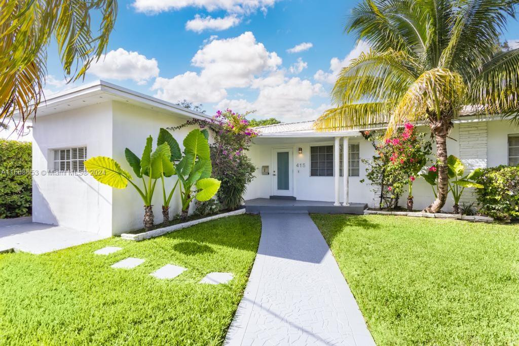 Property for Sale at 415 S Shore Dr, Miami Beach, Miami-Dade County, Florida - Bedrooms: 4 
Bathrooms: 2  - $1,575,000