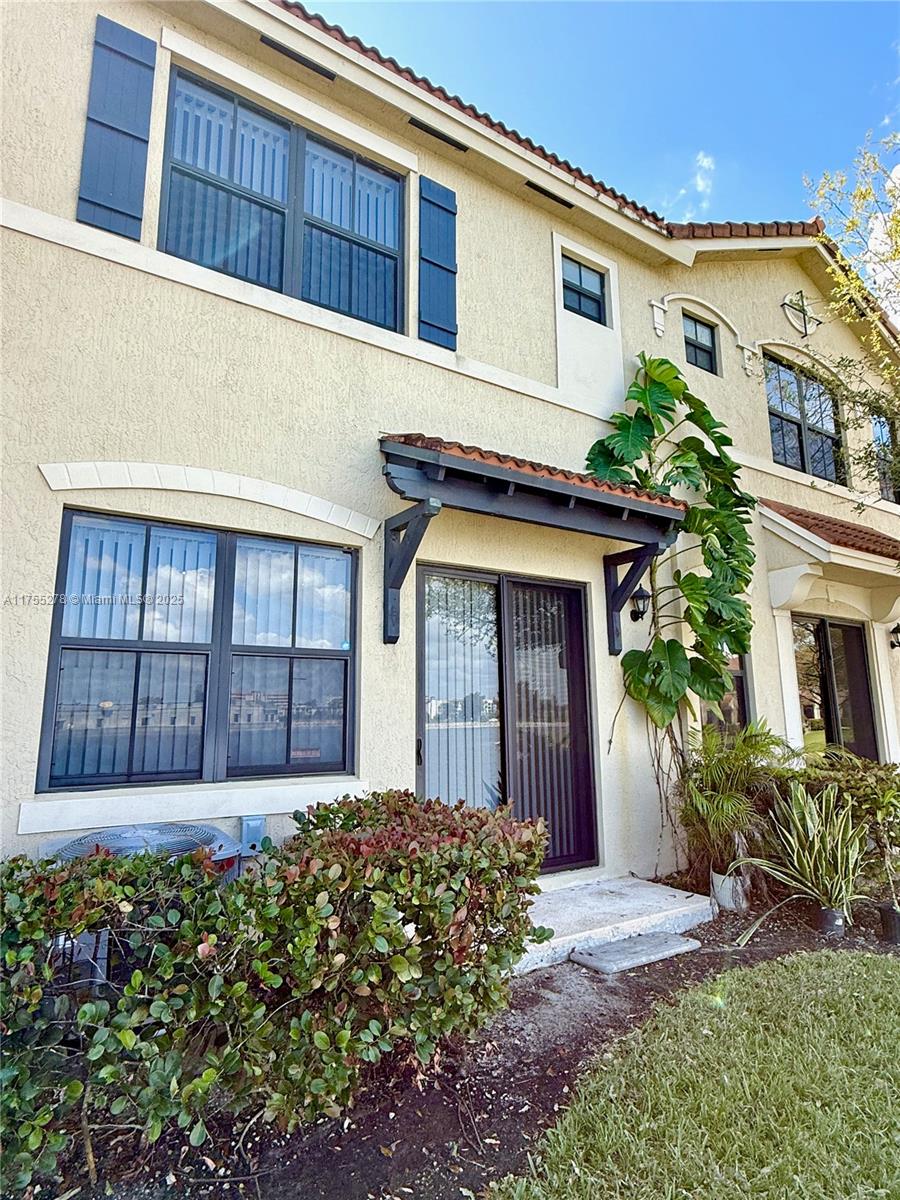 MADISON PLACE - Residential