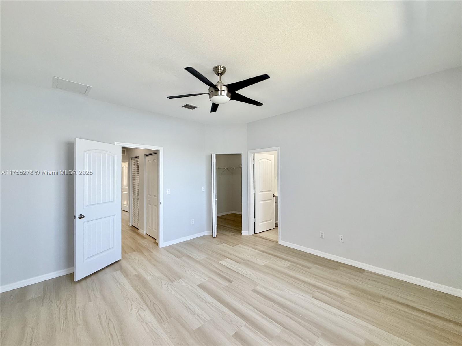 MADISON PLACE - Residential
