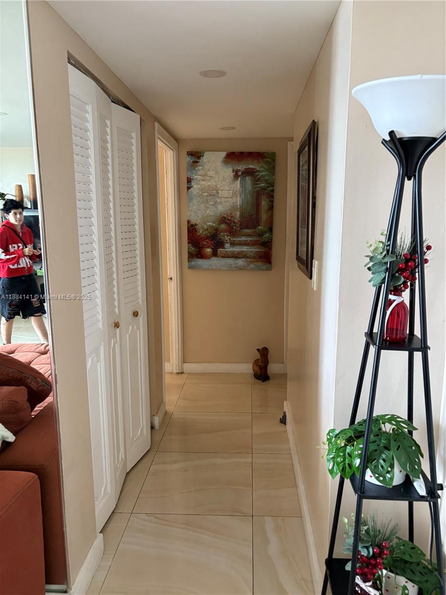 BAYVIEW TOWERS CONDO SOUT - Residential Lease