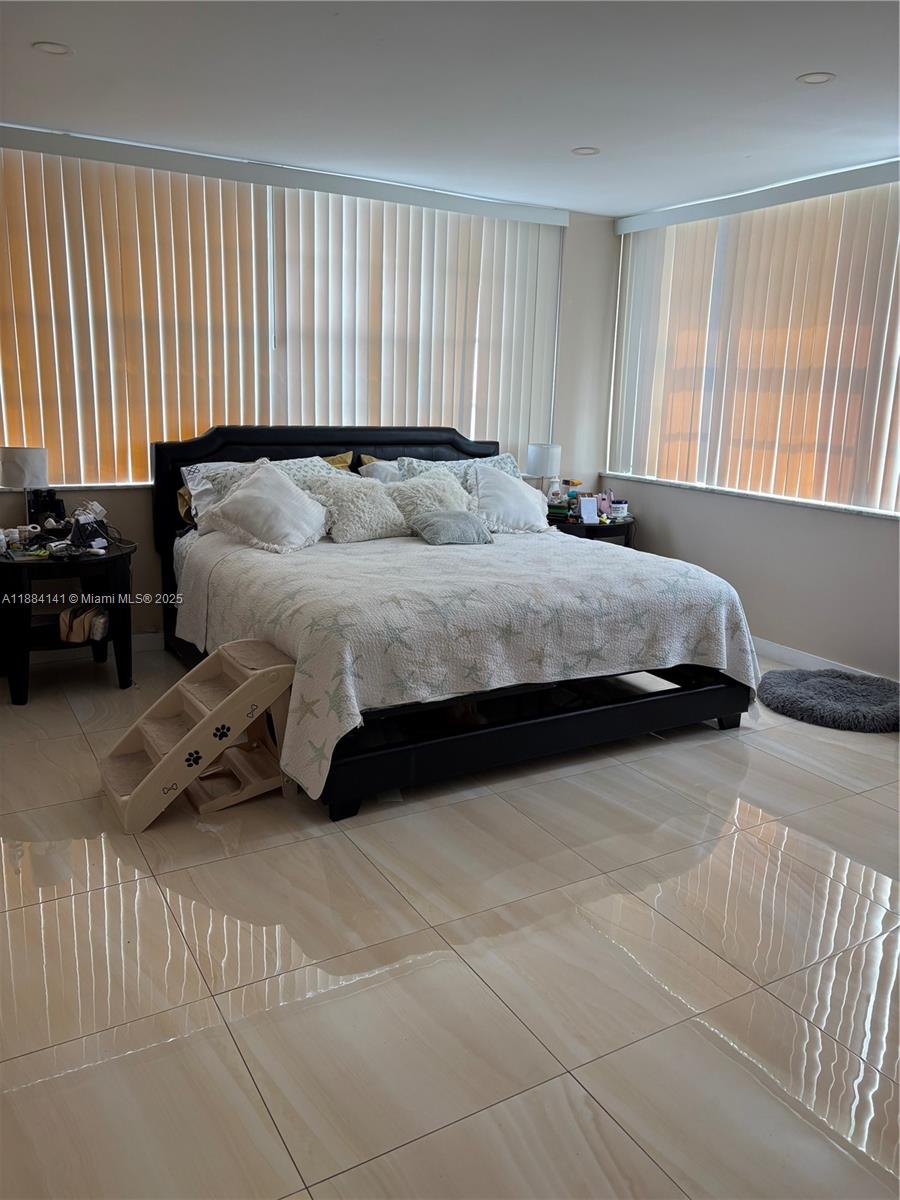 BAYVIEW TOWERS CONDO SOUT - Residential Lease