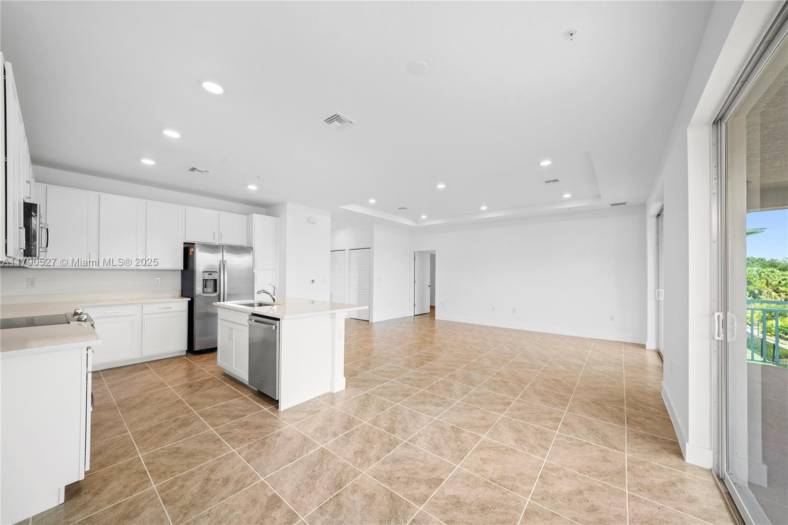 Villa Mar Bonita Beach - Residential