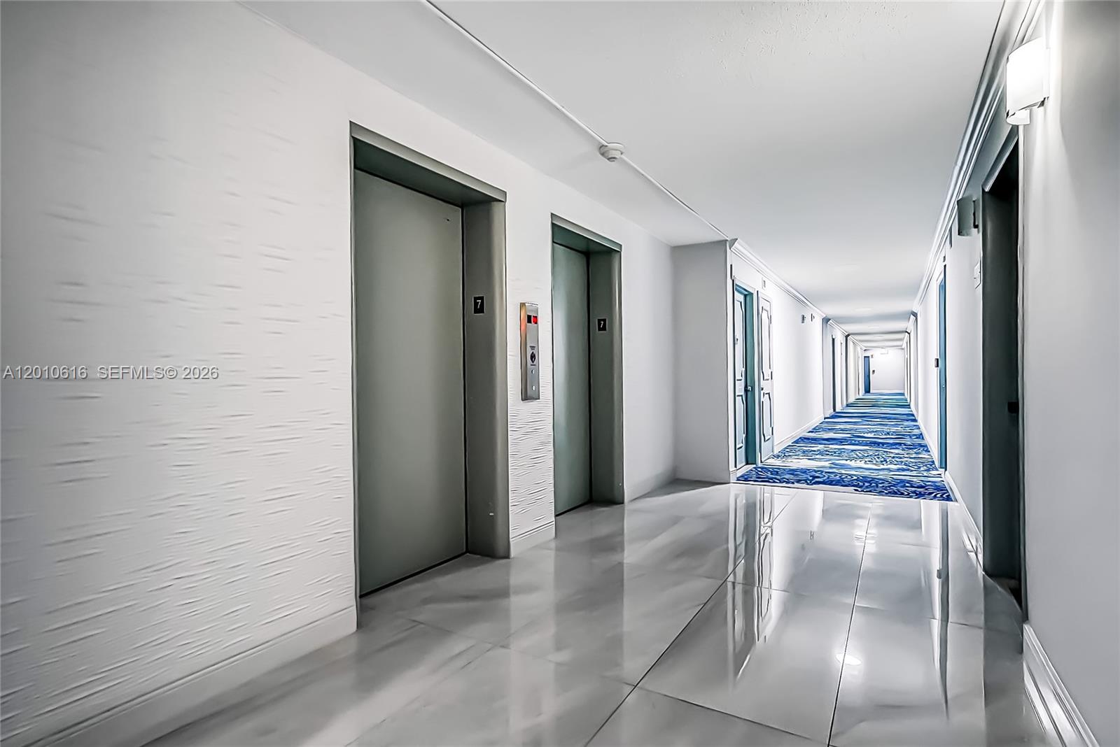 PLAZA TOWERS SOUTH CONDO - Residential