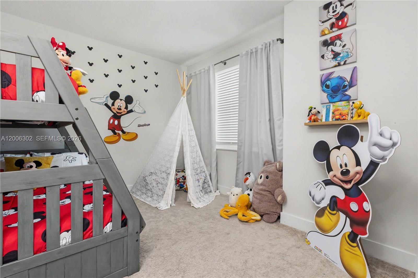 HIDDEN FOREST AT SILVER C - Residential Lease