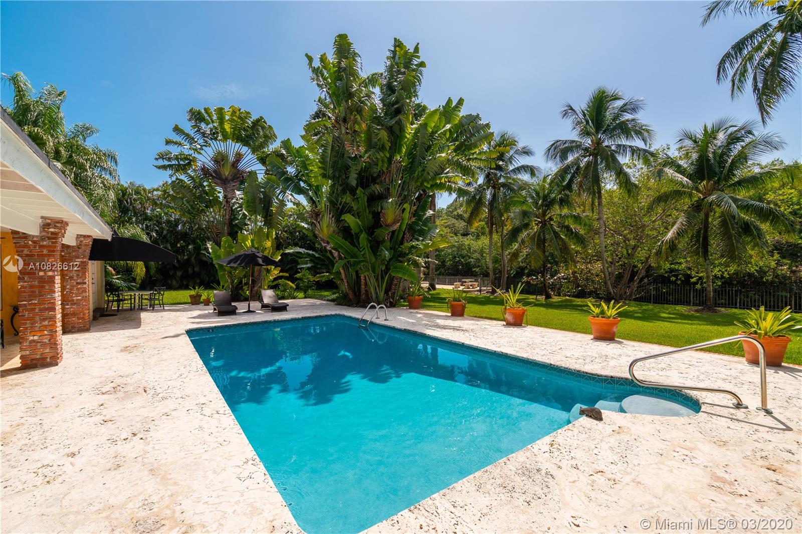 SNAPPER CREEK LAKES SUB - Residential