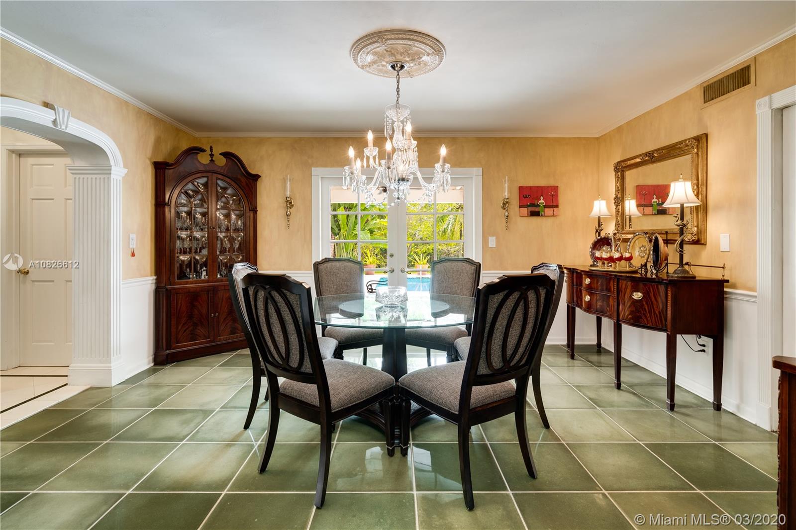 SNAPPER CREEK LAKES SUB - Residential