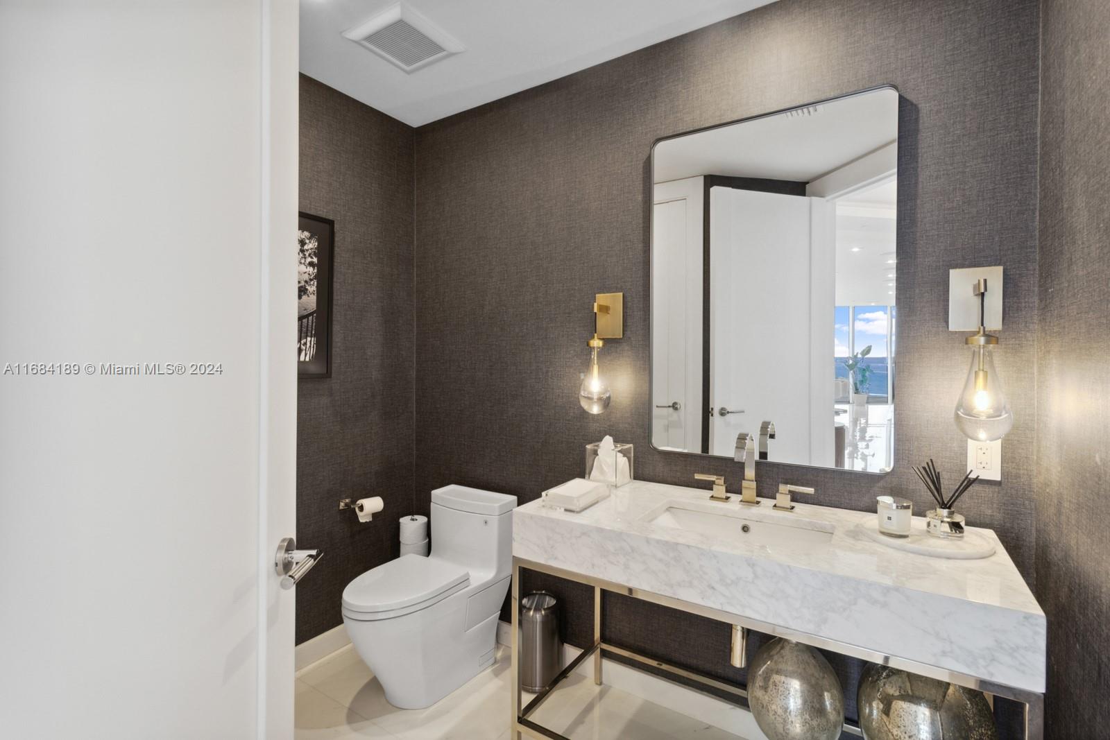 BAL HARBOUR CENTER CONDO - Residential Lease