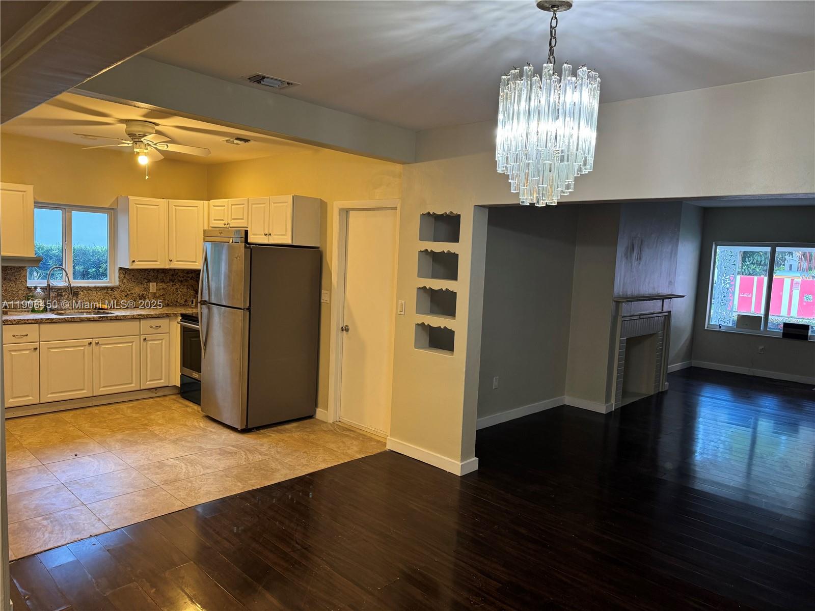 ALTON BEACH BAY FRONT RE- - Residential Lease