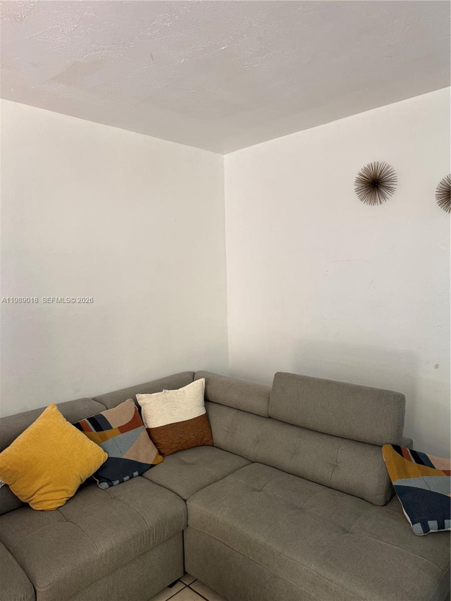 OXFORT COURT CONDO - Residential