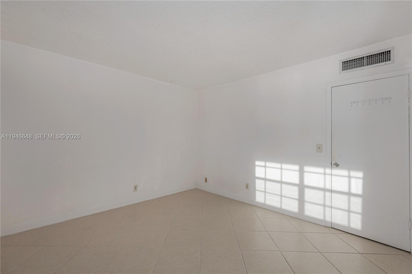 ISLE OF PARADISE CO-OP - Residential