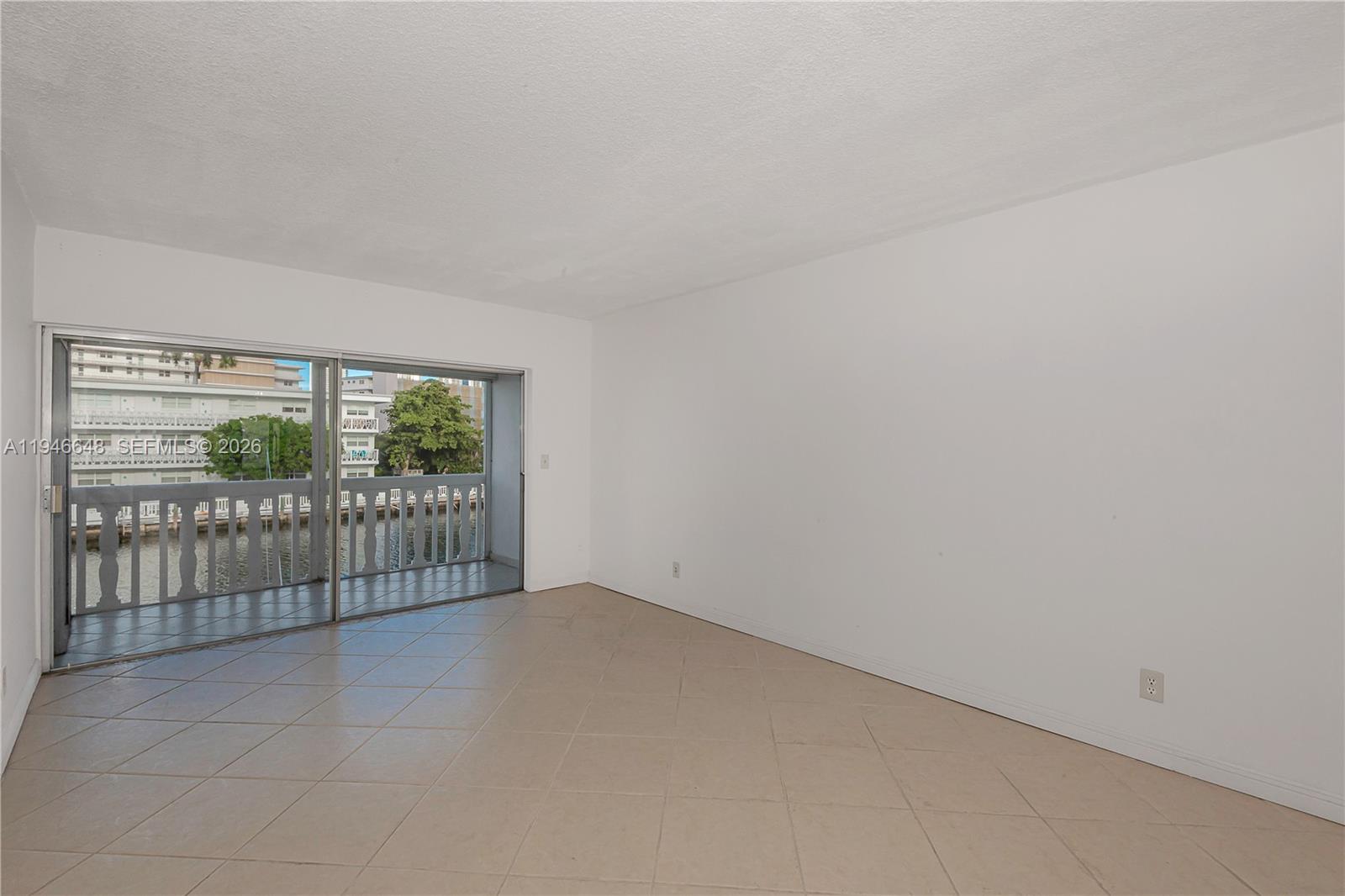 ISLE OF PARADISE CO-OP - Residential