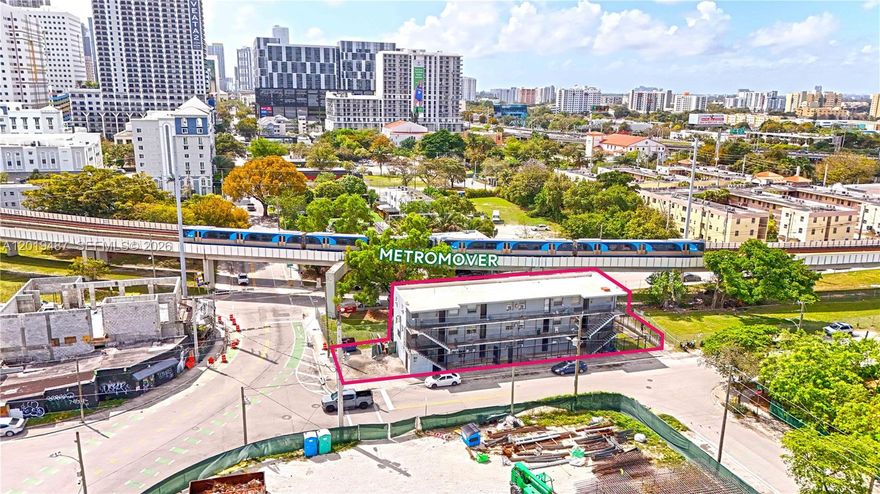 a 12-unit multifamily property located in the Overtown neighborhood of Miami, Florida. The property consists of eleven two-bedroom/one-bathroom units and one one-bedroom/one-bathroom unit across approximately 6,234 square feet of rentable area on a 7,500 SF lot zoned T6-8-O, permitting up to 8 stories of development.
The property is currently 83.3% occupied with in-place rents averaging $1,600 per month. The property's T6-8-O zoning supports future redevelopment at up to 8 stories, providing optionality for long-term investors seeking density in Miami's urban core. The generous lot size of 7,500 square feet on a corner parcel further enhances the redevelopment potential of this site.