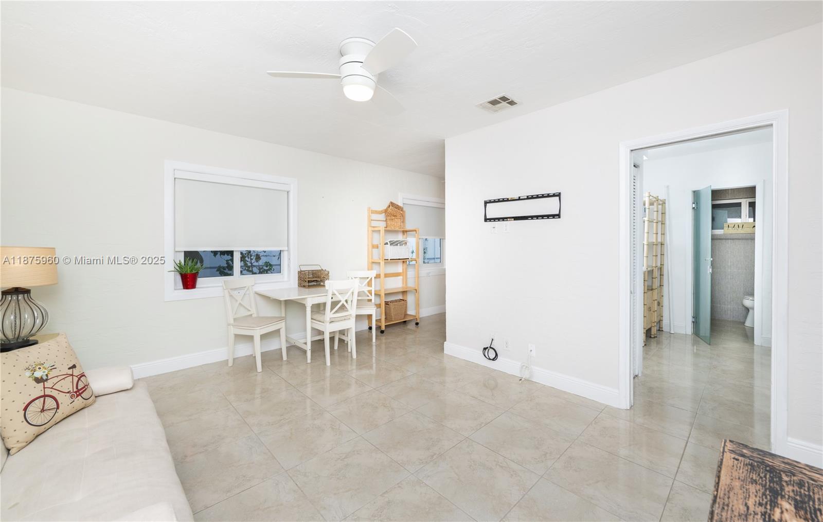 HOLLYWOOD BEACH SECOND AD - Residential Lease