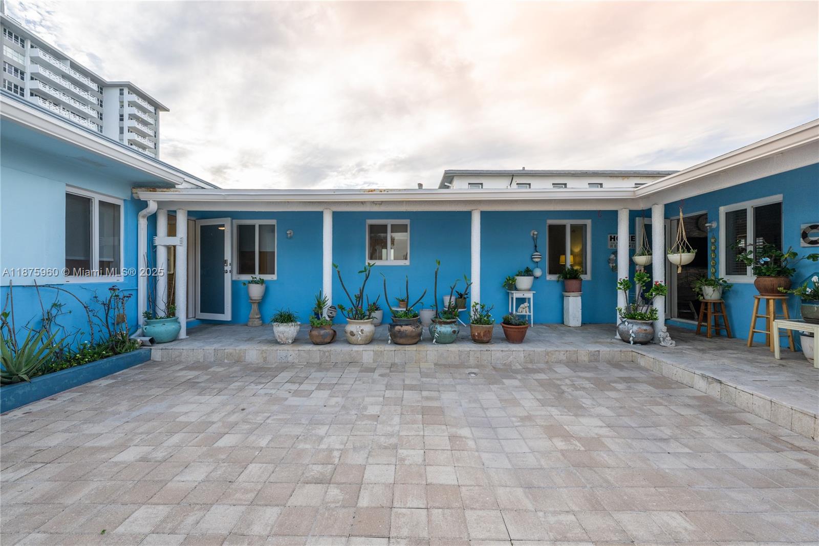 HOLLYWOOD BEACH SECOND AD - Residential Lease