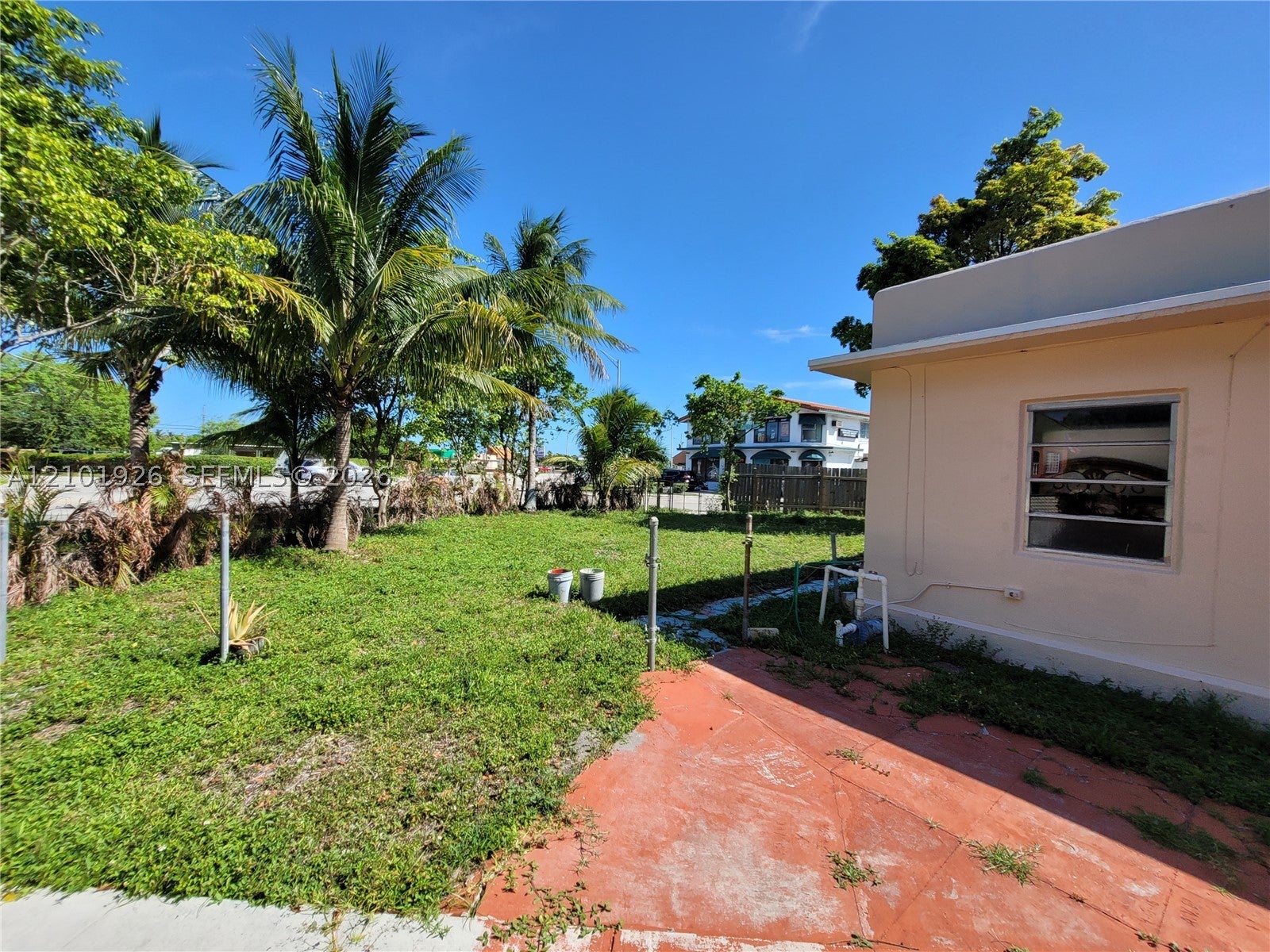 1120 E Le Jeune Road