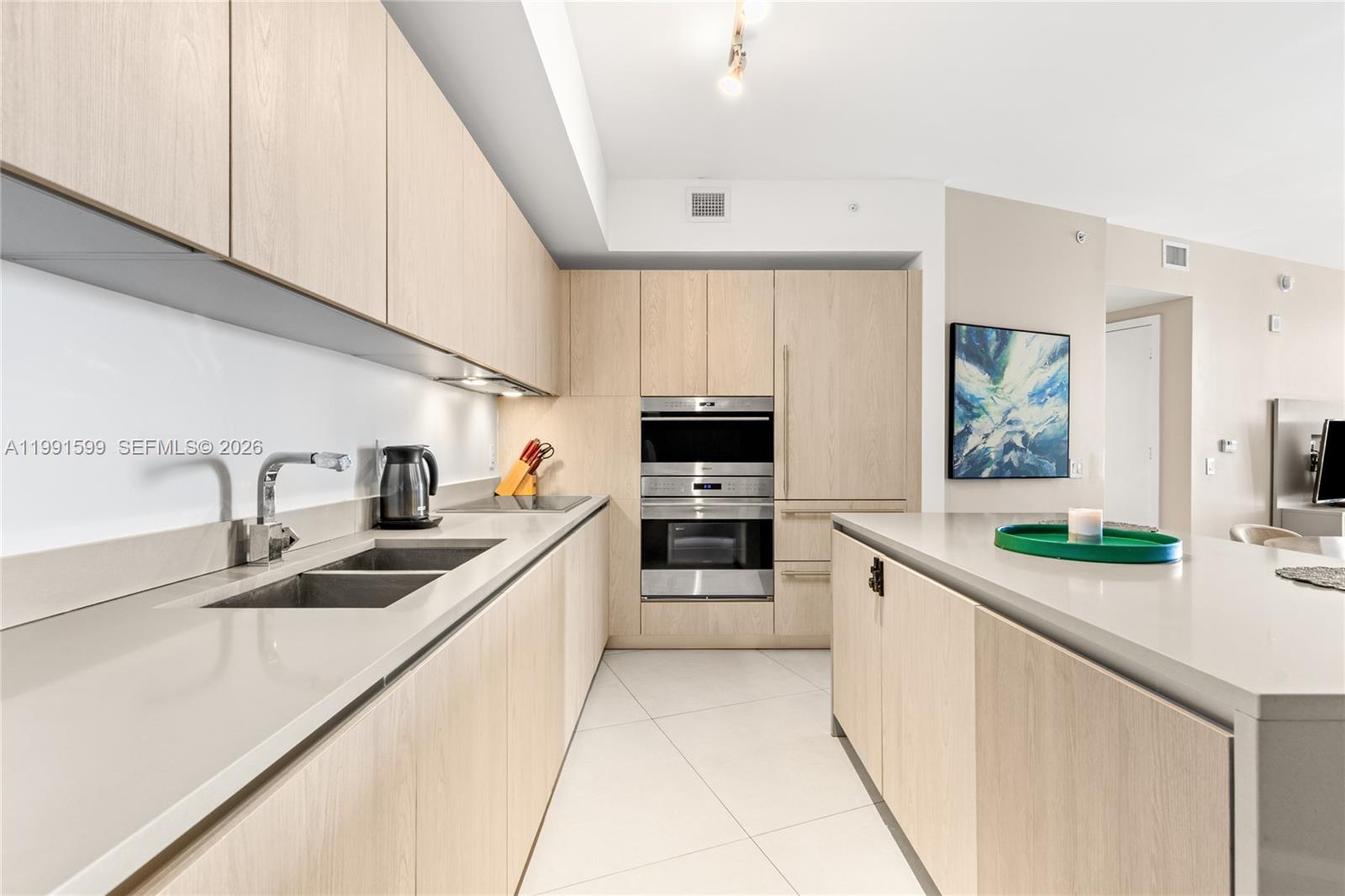 4111 SOUTH OCEAN DRIVE CO - Residential