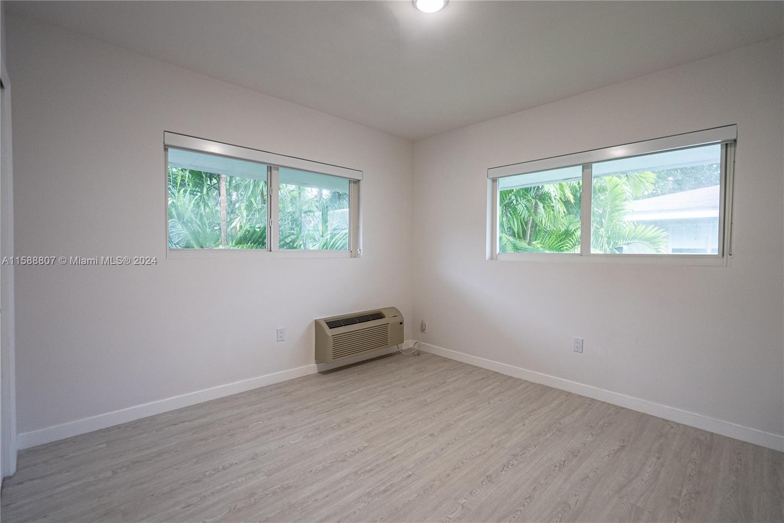 BAY HARBOR ISLAND - Residential Lease