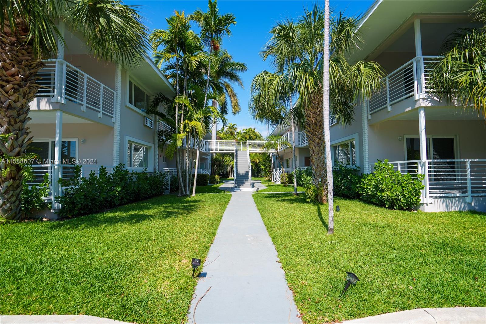 BAY HARBOR ISLAND - Residential Lease