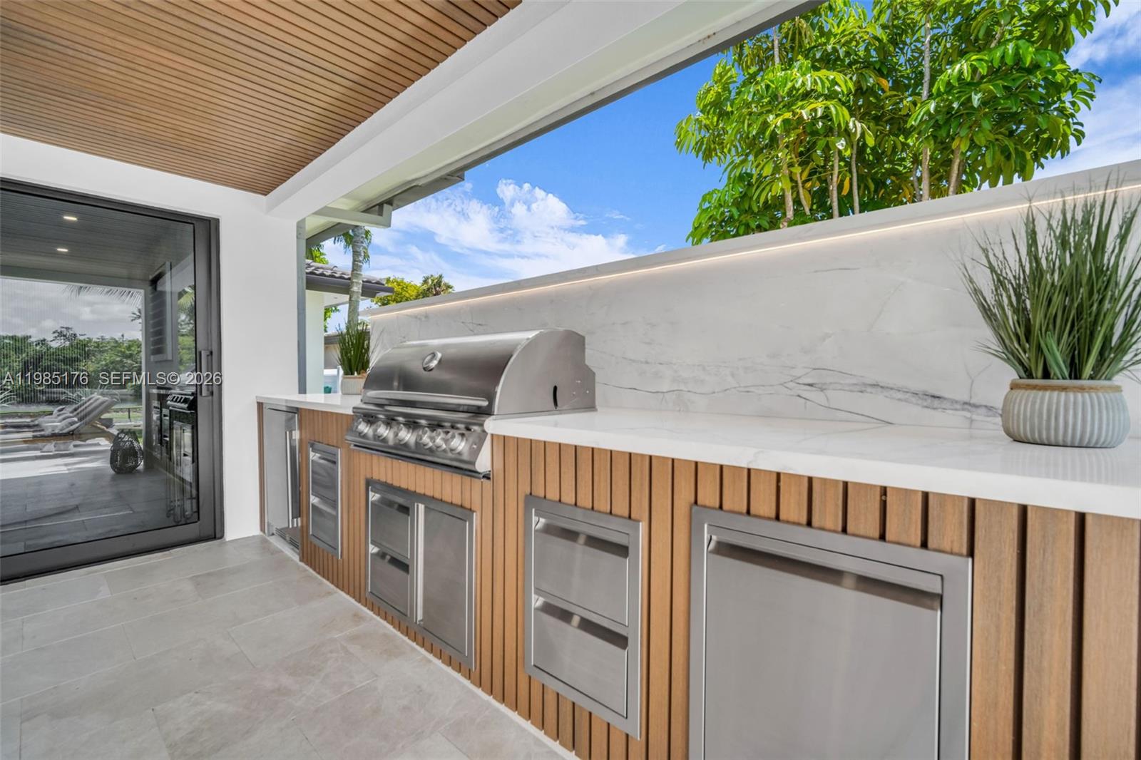 HOLLYWOOD HILLS NORTH SEC - Residential