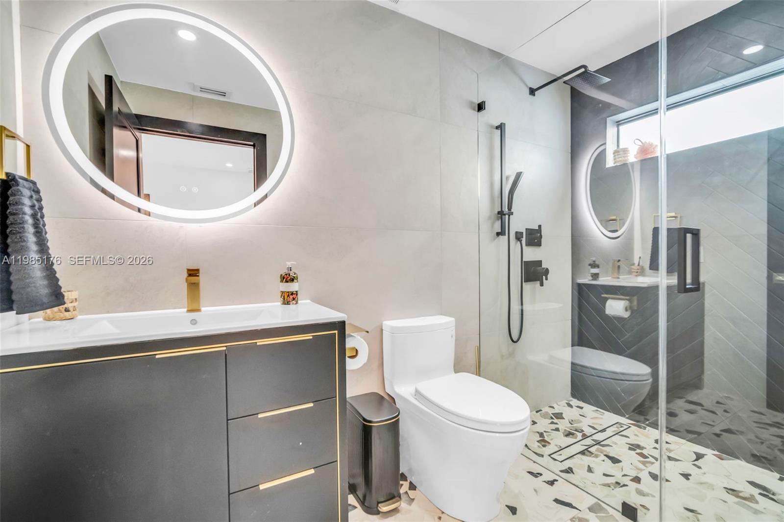 HOLLYWOOD HILLS NORTH SEC - Residential