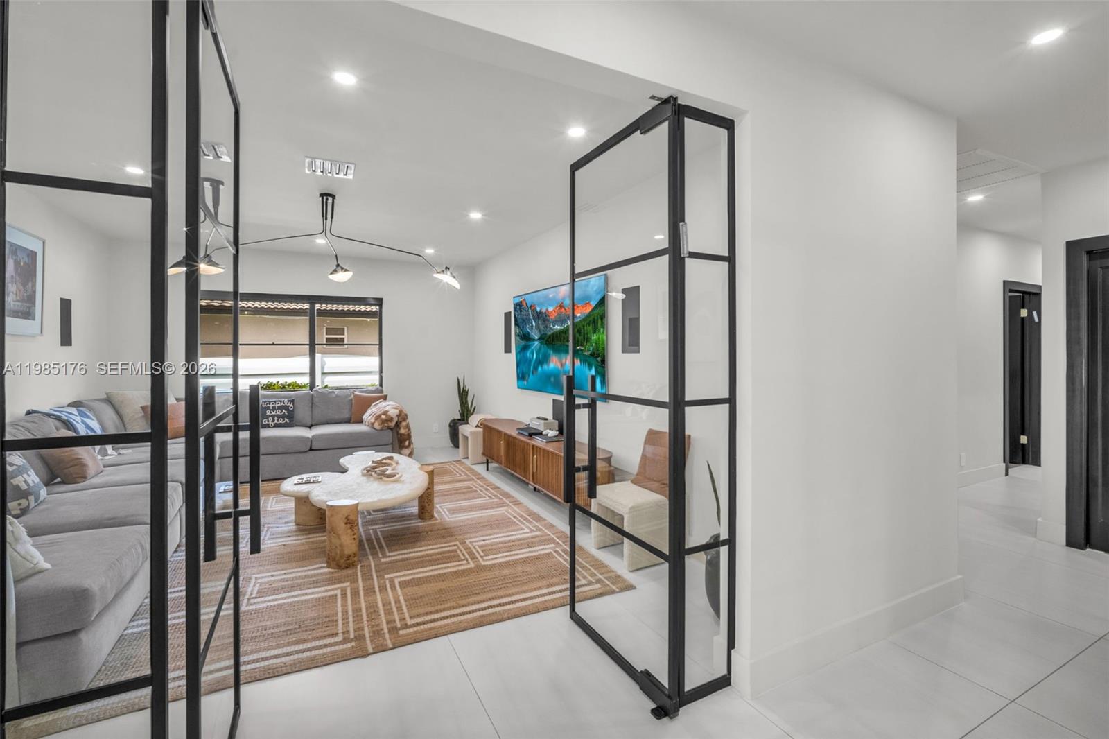 HOLLYWOOD HILLS NORTH SEC - Residential