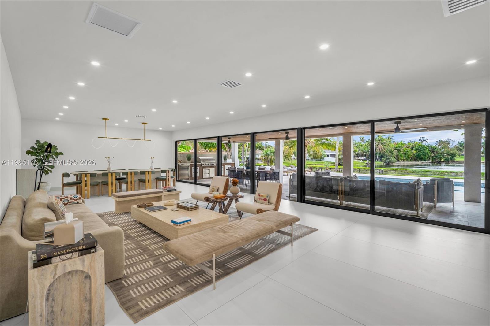 HOLLYWOOD HILLS NORTH SEC - Residential