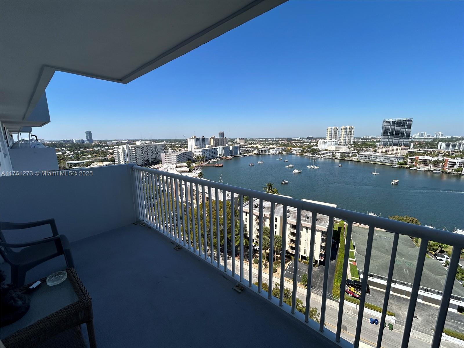137 Golden Isles Dr 1610, Hallandale Beach, Broward County, Florida - 2 Bedrooms  
2 Bathrooms - 