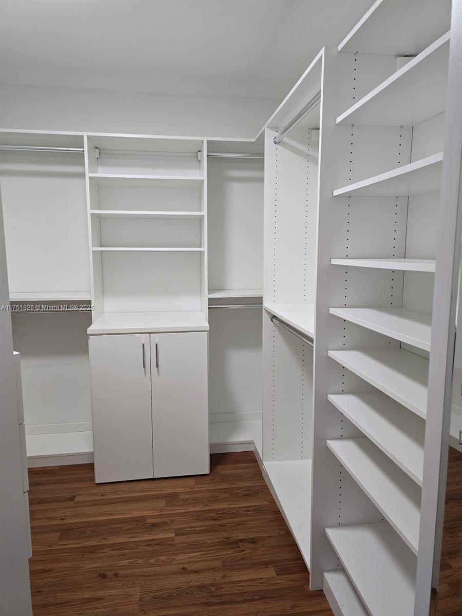 HARBOR TWS AT THE WATERWA - Residential Lease