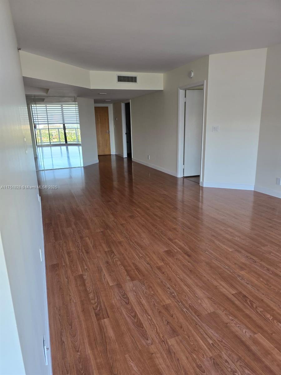 HARBOR TWS AT THE WATERWA - Residential Lease