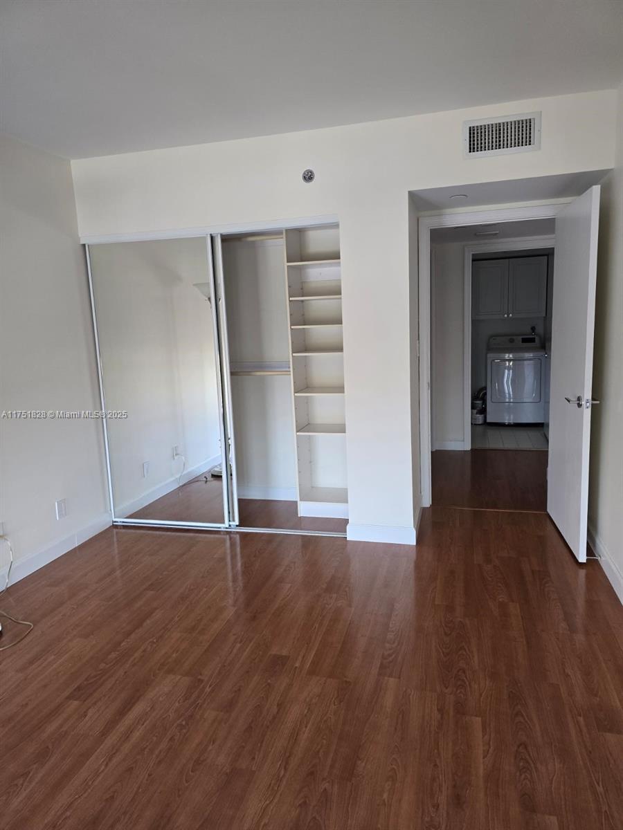 HARBOR TWS AT THE WATERWA - Residential Lease