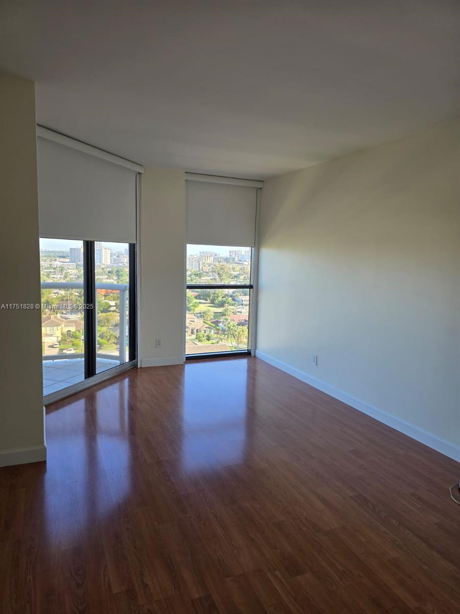 HARBOR TWS AT THE WATERWA - Residential Lease