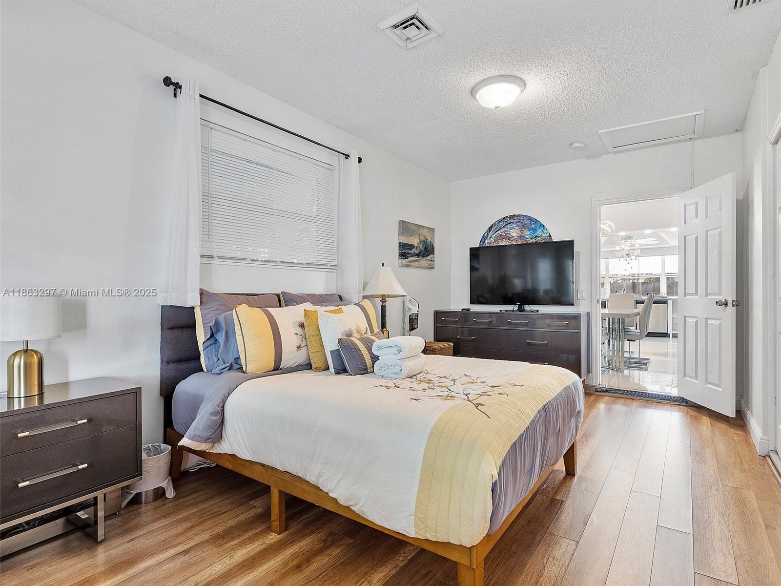 CORAL HIGHLANDS - Residential Lease