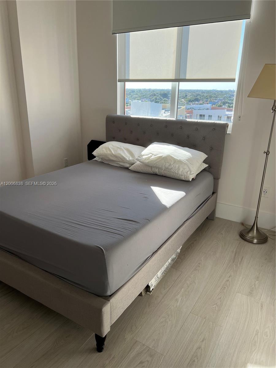 VENTURE AT AVENTURA EAST - Residential